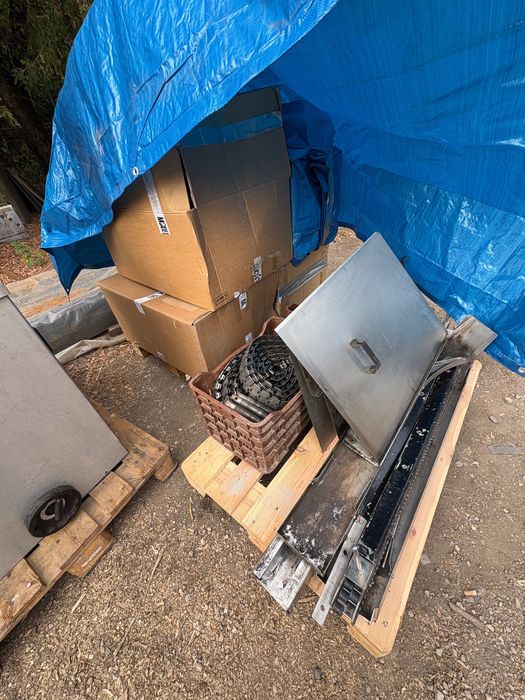 Бутилиращи машини за вино и напитки