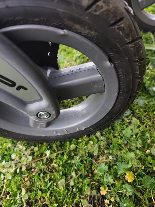 Комбинирана бебешка количка