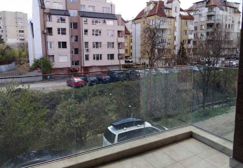 Тристаен апартамент под наем в кв. Овча купел