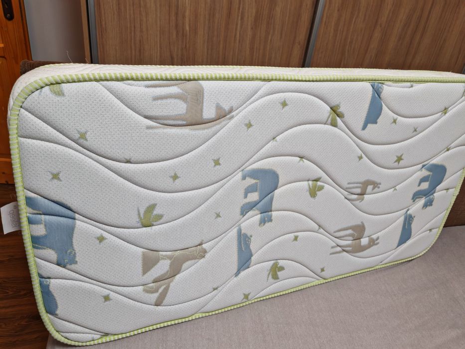 Детска кошара с матрак