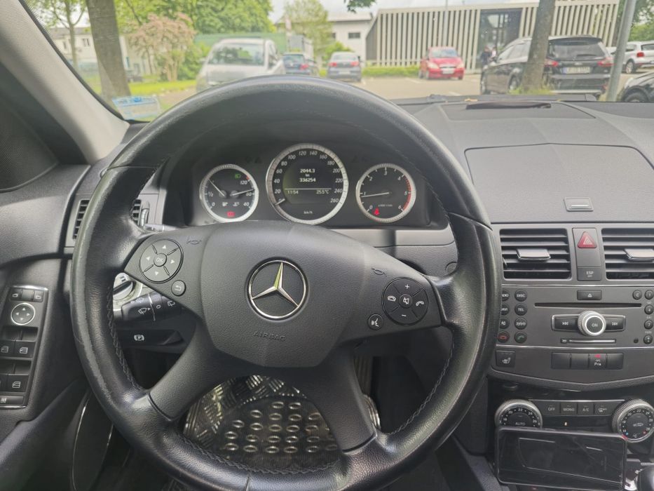 Mercedes C 220 2010 Euro 5 / Xenon/ Navi / Piele / Inc Scaune / Germania/ Numere zoll