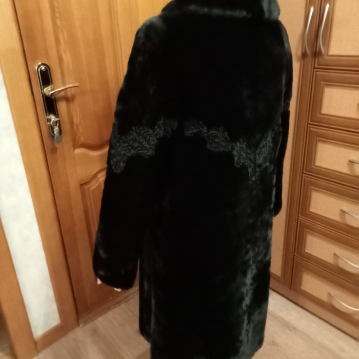 Продам шубу мутон рр 48-50