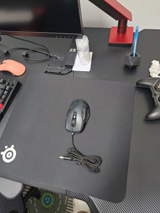 Mouse Roccat Kone Aimo ca nou