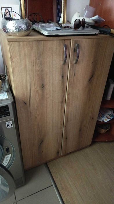 De vanzare 2 paturi extensibile .masina de spalat frigider aragaz.