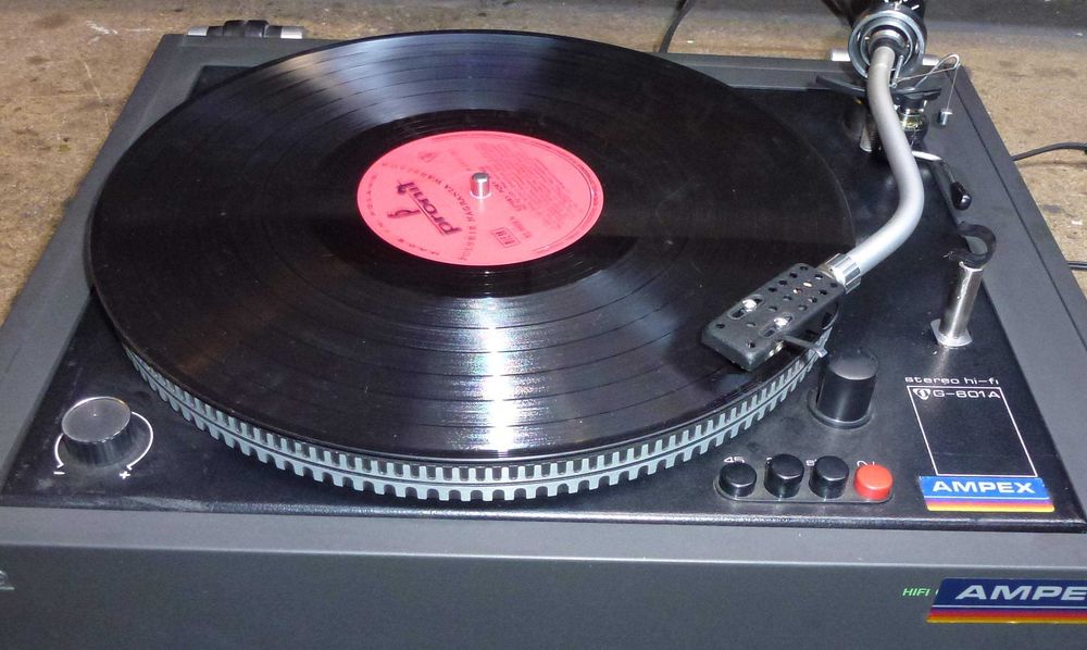 Ремонт, профилактика, поддръжка, възстановяване и модване на ГРАМОФОНИ