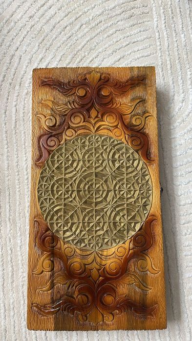 Нарды колдан жасалған