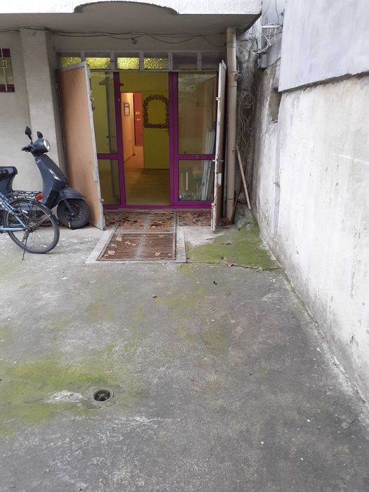 Дава се под наем Магазин в Варна, Окръжна болница - 45 кв.м за 561 € - Снимка #20