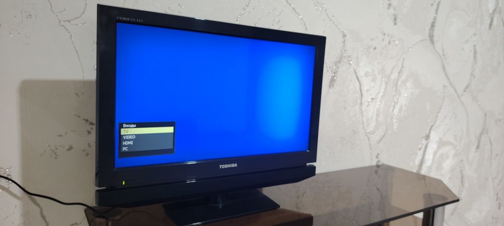 Телевизор Toshiba 24 Оригинал состояние идеальное