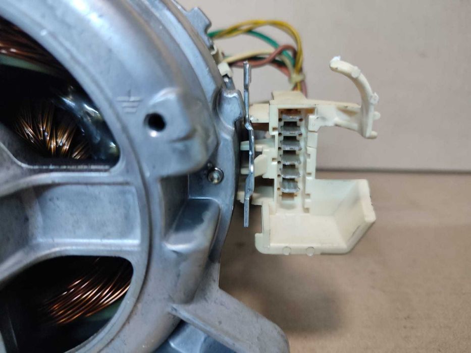 Motor 6pini Nider Masina de spalat verticala Electrolux EWT1062TDW /R5