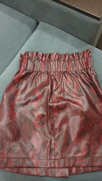 Юбка с принтом питон