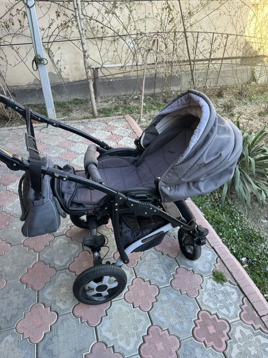 Детская коляска 3в1