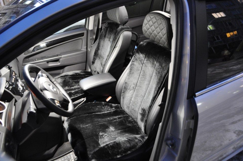 Меховые накидки автомобильные