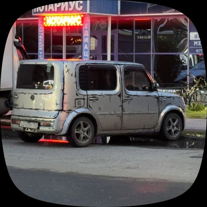 Nissan cube  2003