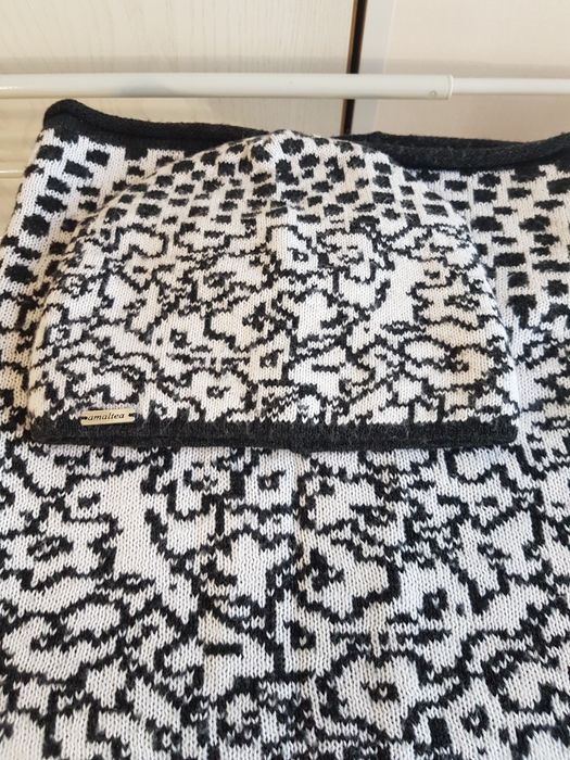 Продам шапки на девочку и мальчика Польша