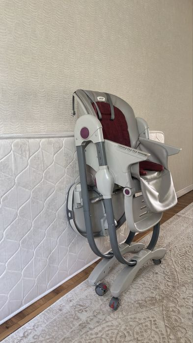 Детское кресло для кормления Teknum