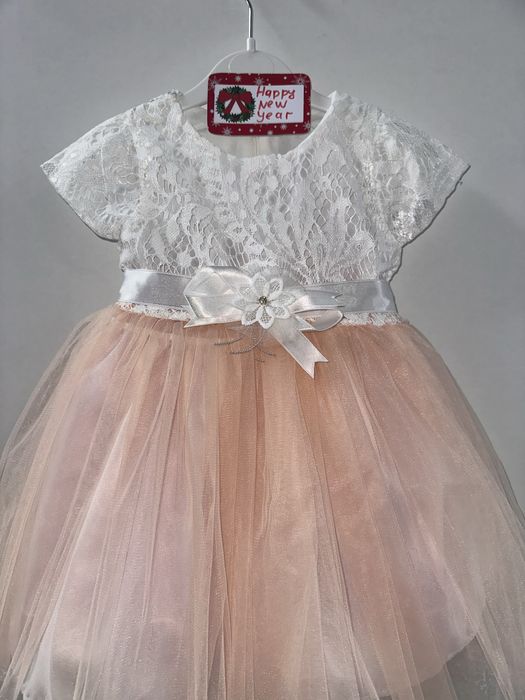 Нарядные платья для девочек