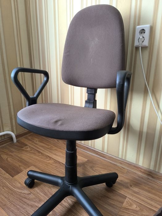 Компьютерное кресло