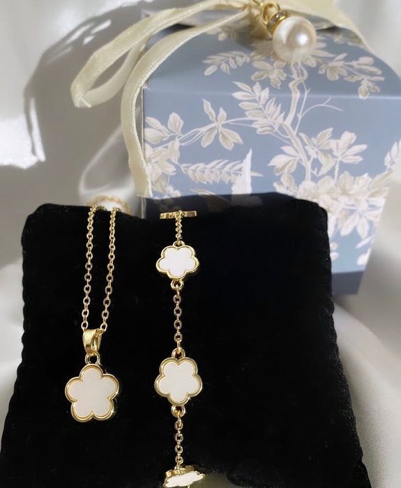 Колие и гривна в златисто