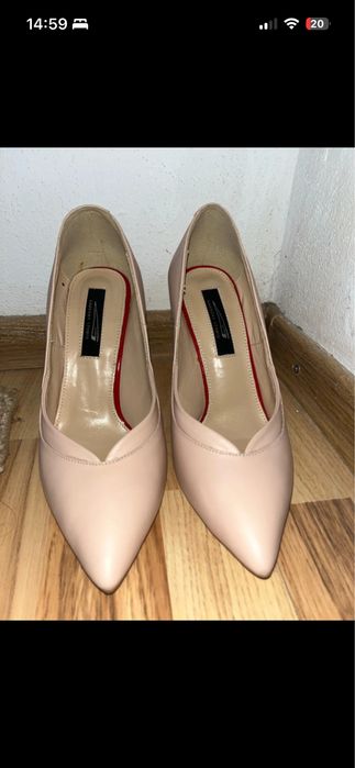 Pantofi eleganți