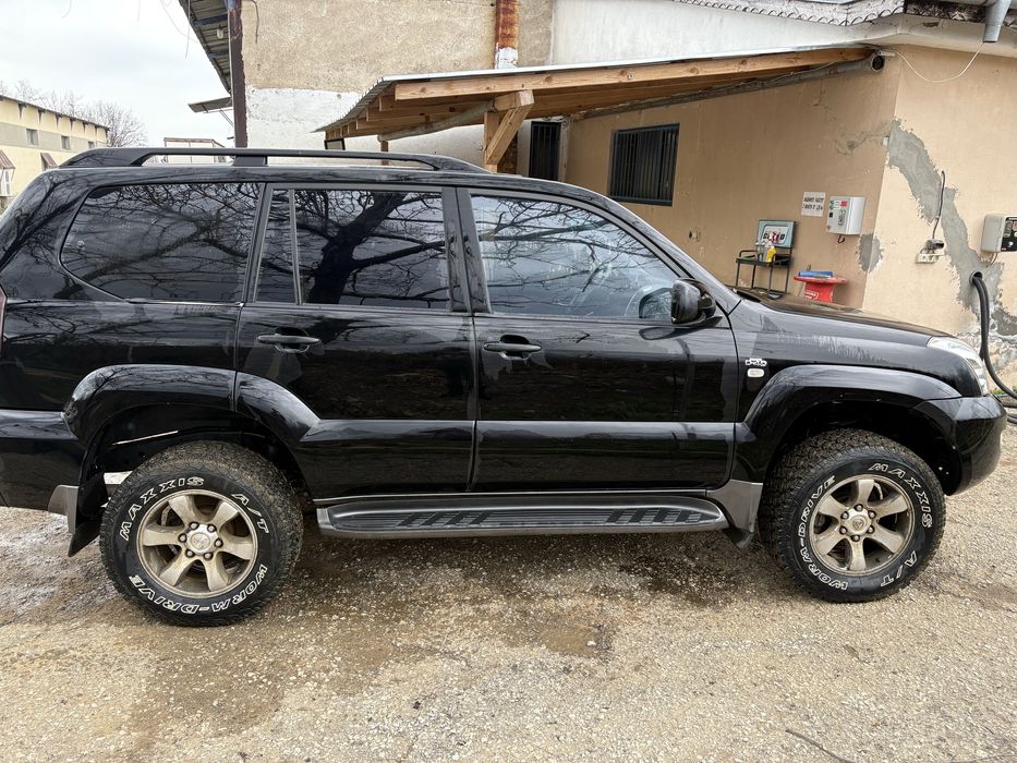 Toyota land cruser 120