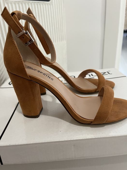 Босоножки фирмы Call it spring