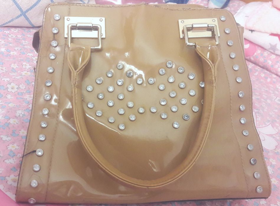 сумки и рюкзак женские