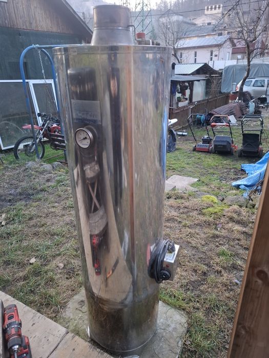 Vând cazane baie inox