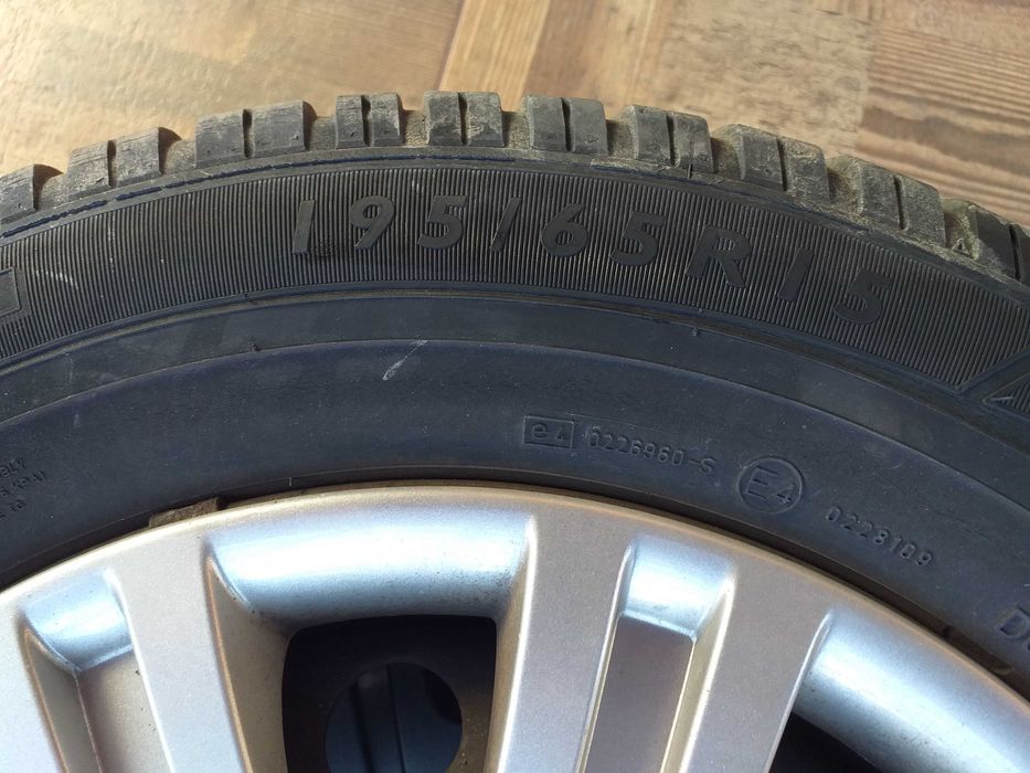 Set 4 Jante tabla 5x112 R15 VAG + anvelope iarna 195 65 15 + capace