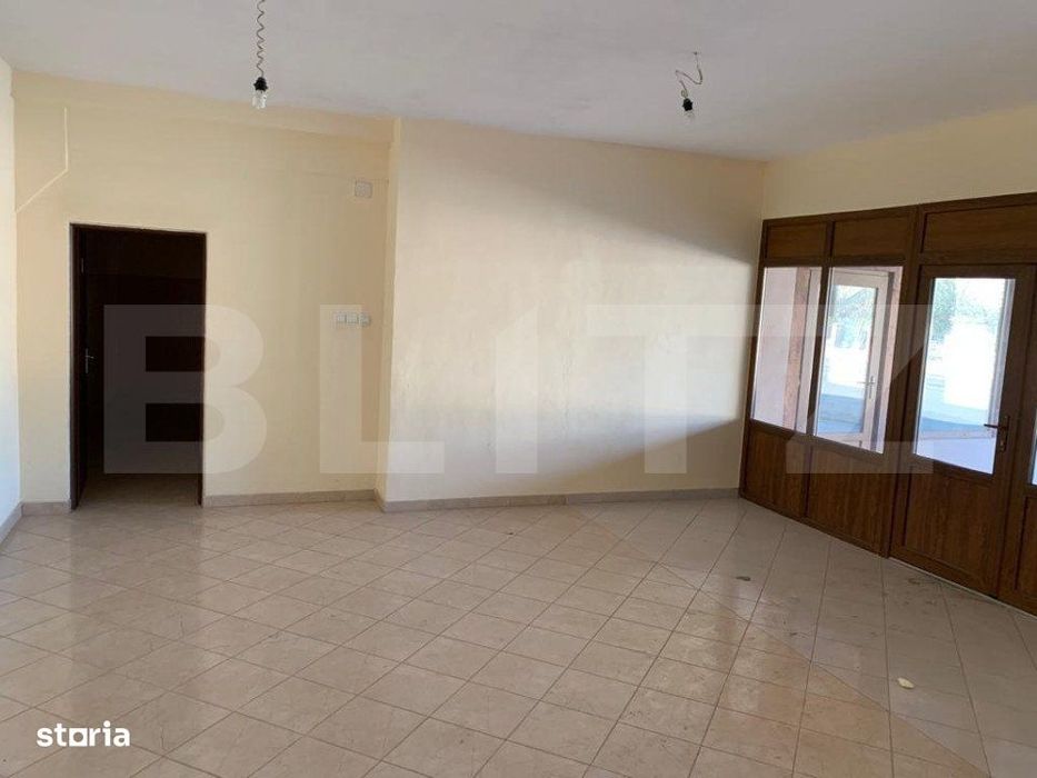 Spatiu comercial,750mp,Moreni