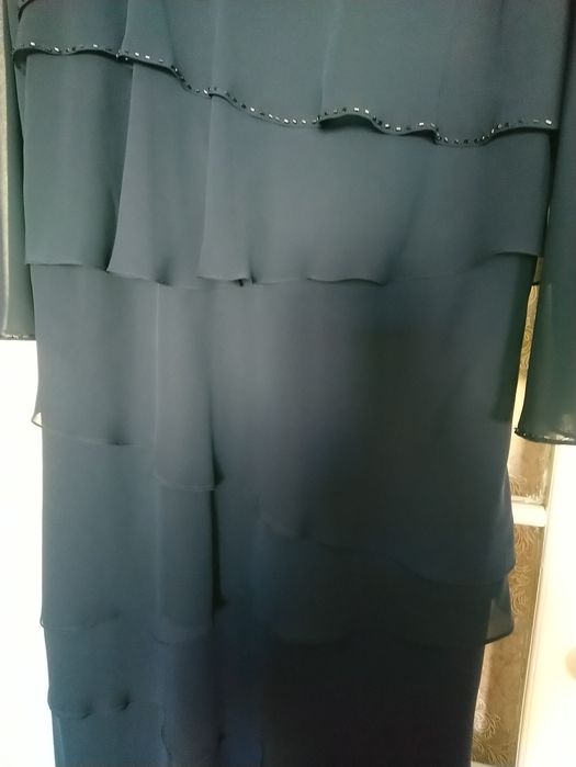 Продам нарядное платье