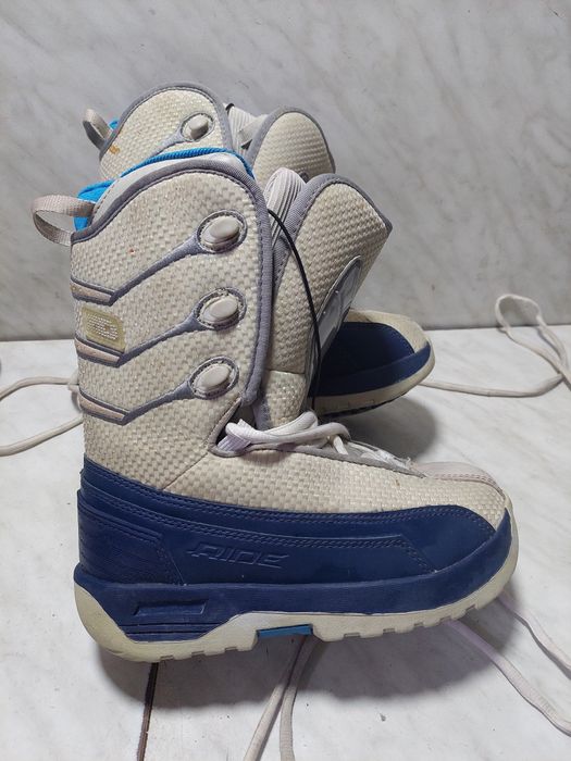 Boots buti 14 placa snowboard   Ride mărimea  36