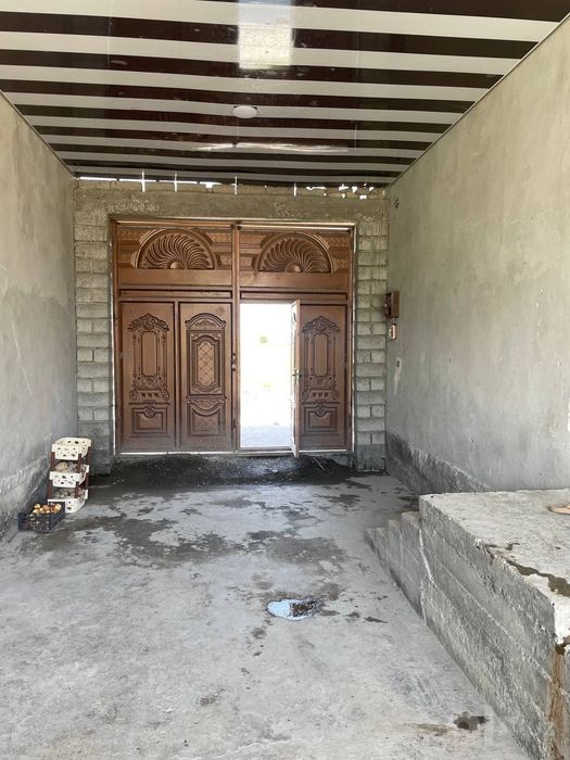 Samarqand viloyati Payariq tumanida hovli srochniga arzonga sotiladi
