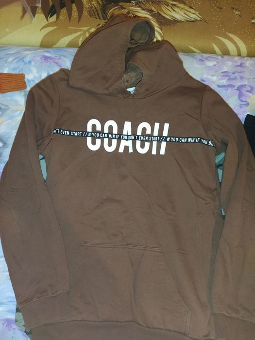 Лот 140-146 LcWaikiki елек, долнища, худита и тънки блузки