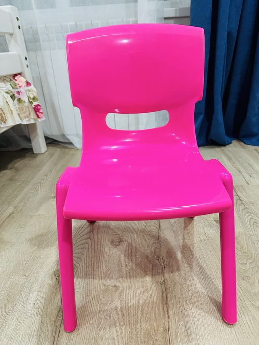 Продам детский стул