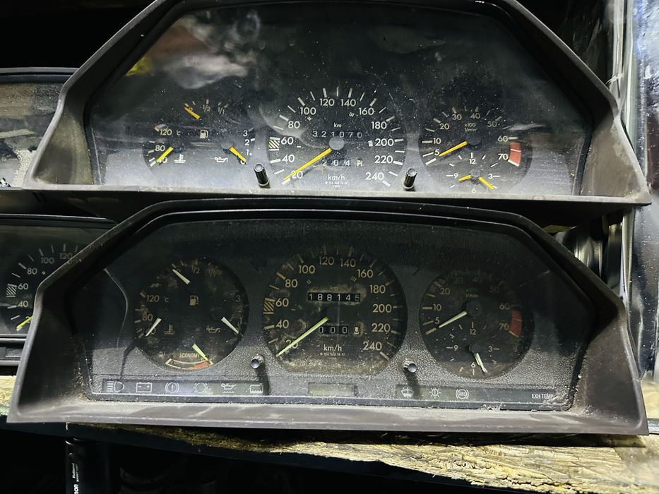 W124 панель прибор щиток прибор авторазбор бу запчасть мерс