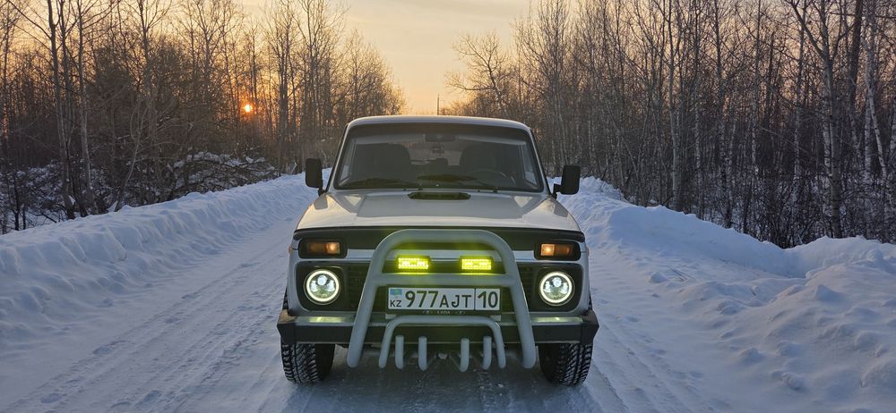 Продам ниву пятидверную