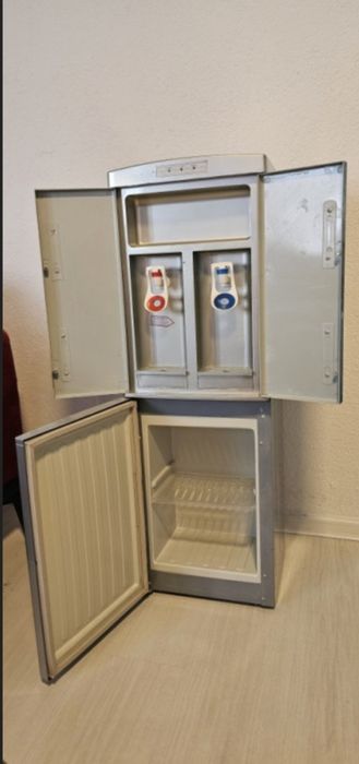 Продам кулер для воды