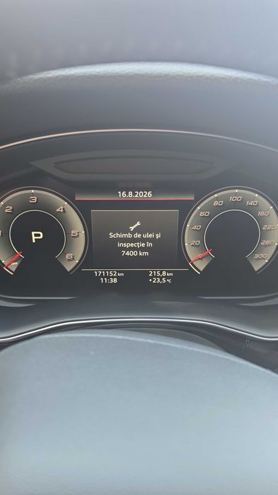 De vanzare Audi Q8