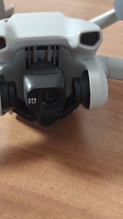 Drona Dji mini 3