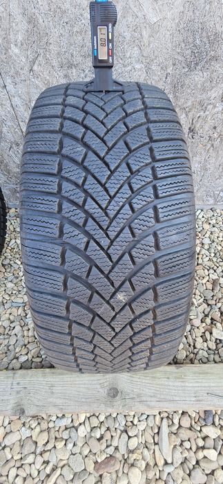 Anvelopa Pirelli 225/60 R17 99H M+S Brigestone 235/45 R18 98V