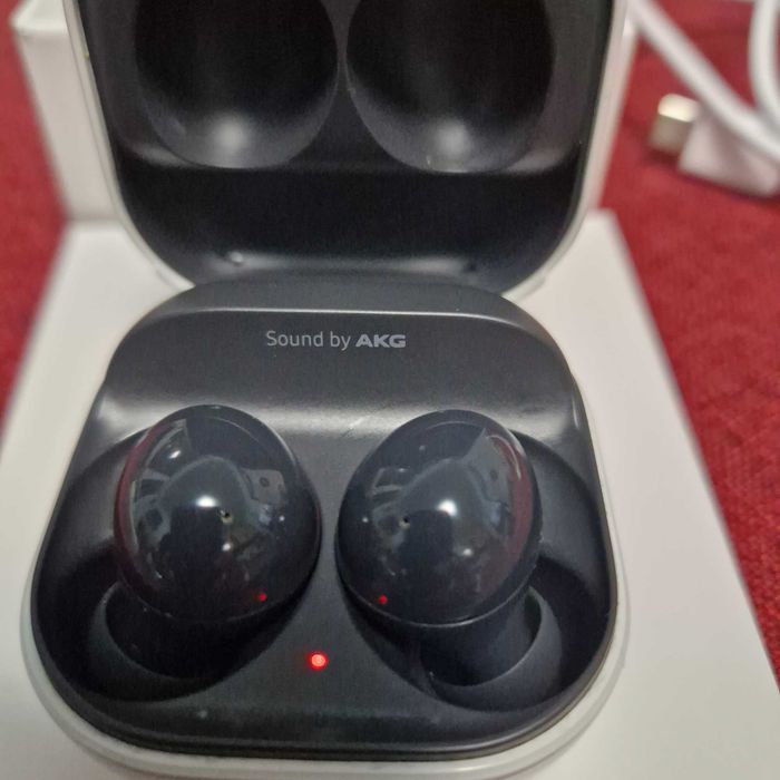 Безжични слушалки Samsung Galaxy Buds2