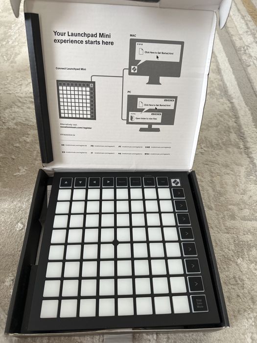 Миди MIDI-клавиатура Novation Launchpad Mini MK3
