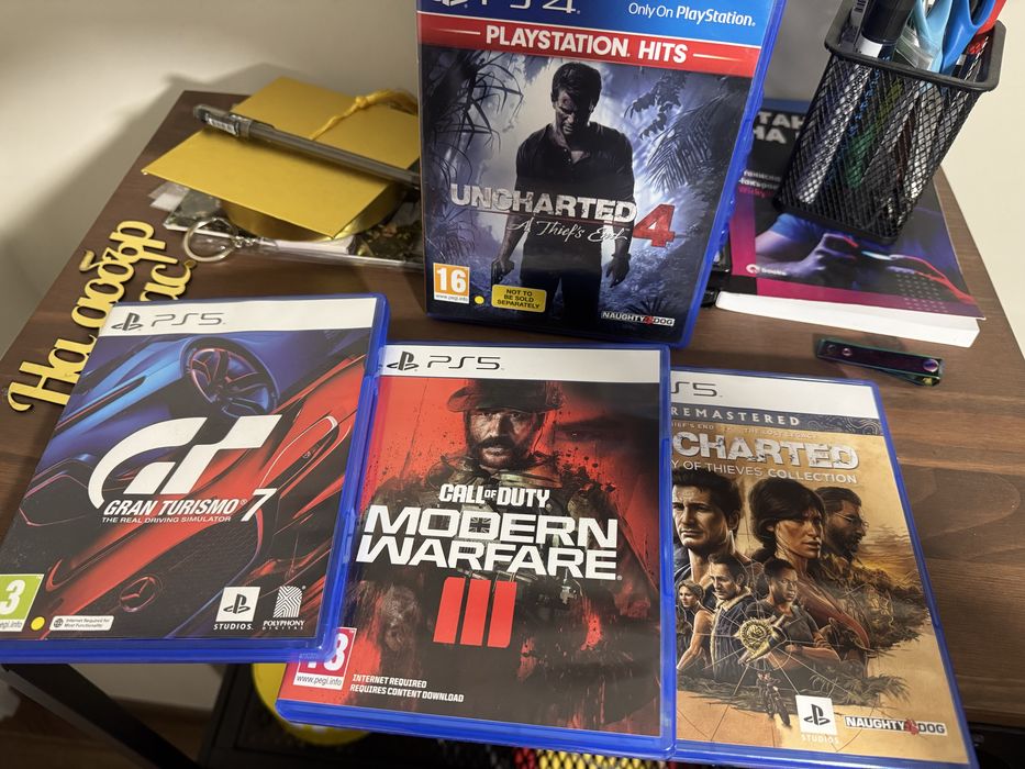 Пакет 3 PS5 игри + Uncharted 4 за PS4 подарък