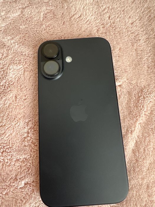 Продам iphone 16 256
