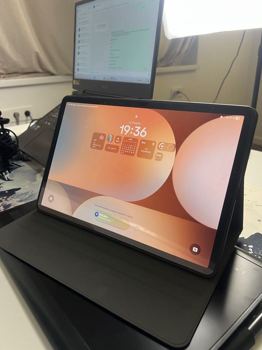 Планшет Samsung S10+