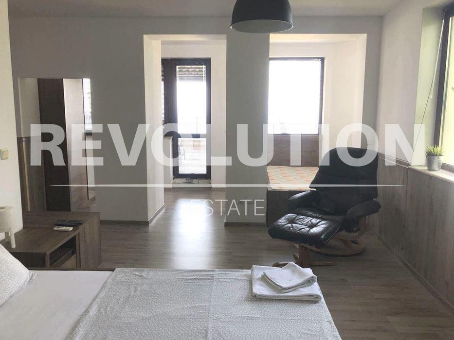 Мезонет в район извън Варна!