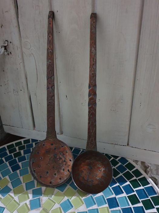 Стари медни черпаци