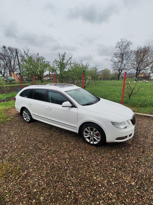 SKODA Superb 4×4 DSG