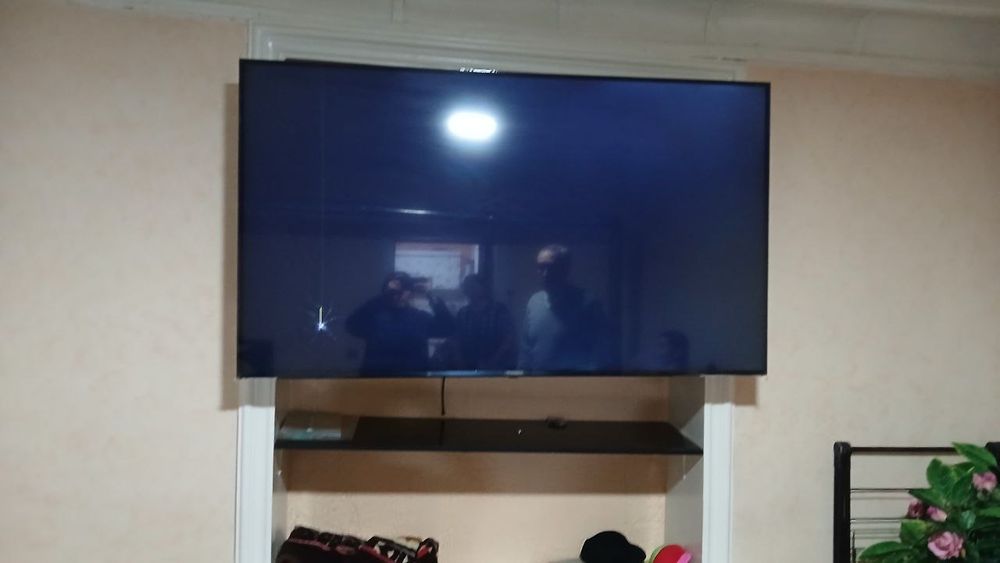 Продаётся телевизор LG 65 диагональ