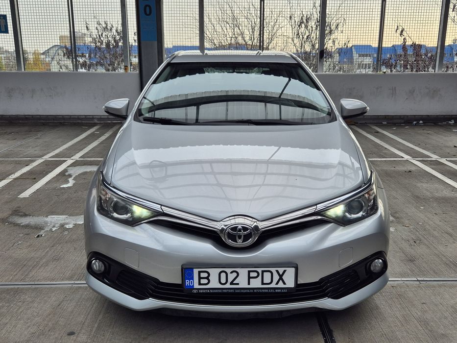 Toyota Auris 2017 euro 6  benzina automata